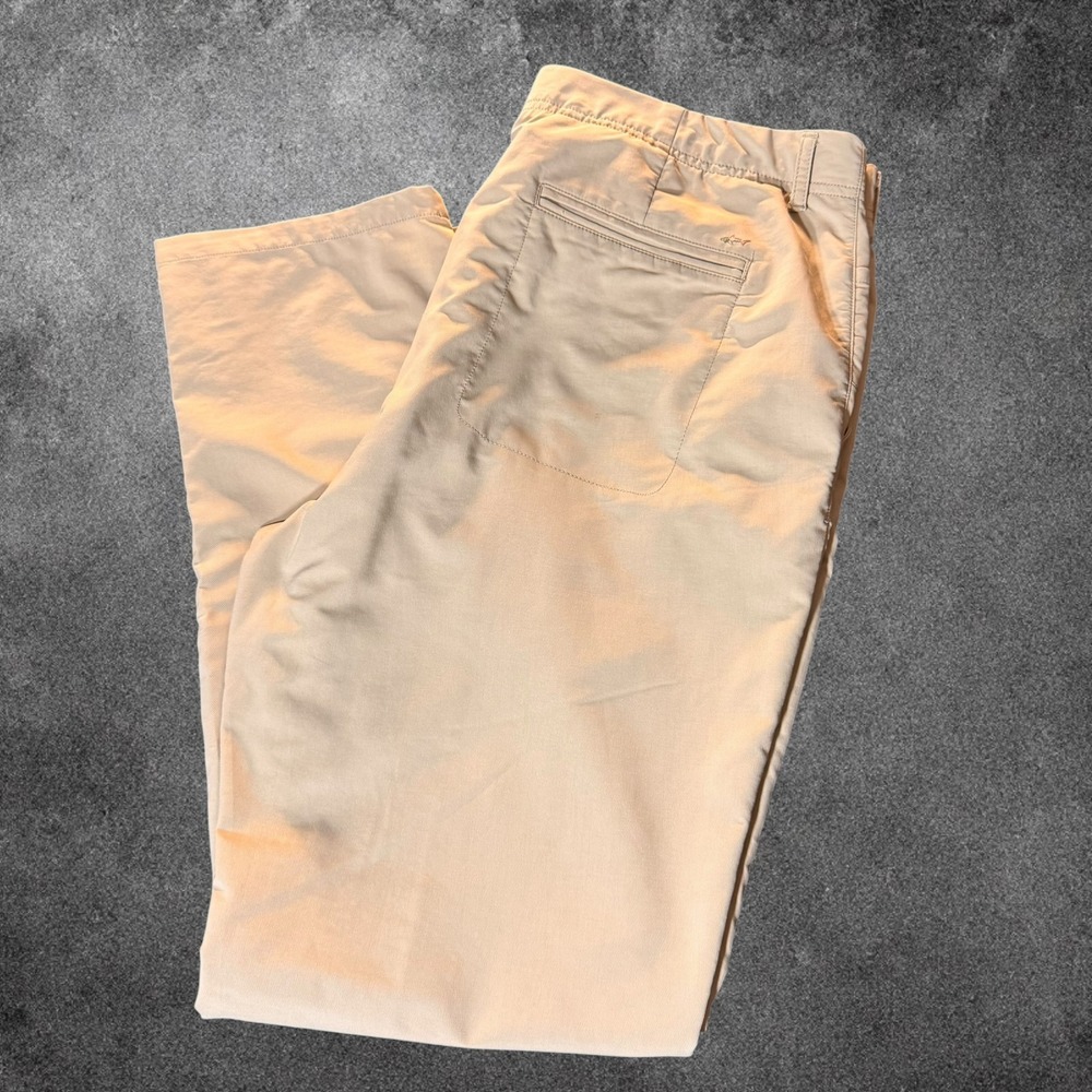 Greg Norman Mens Golf Pants 38x32 Khaki Stretch Performance Chino Lightweight